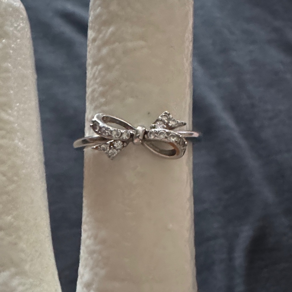 Delicate  Sterling silver Bow Ring with Pavé Accents - Women's Jewelry‎ size 7